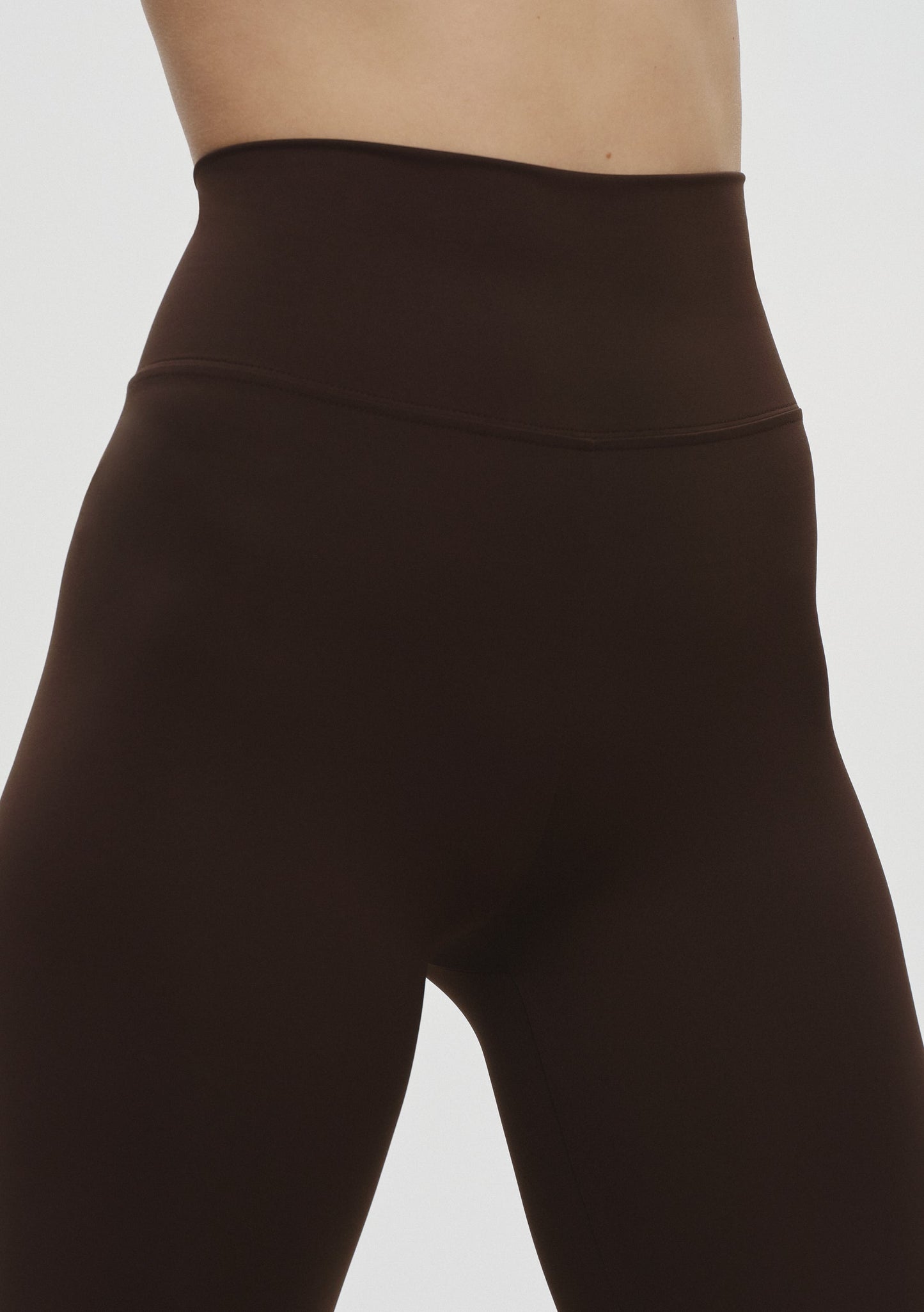 Dark-brown Essential Legging